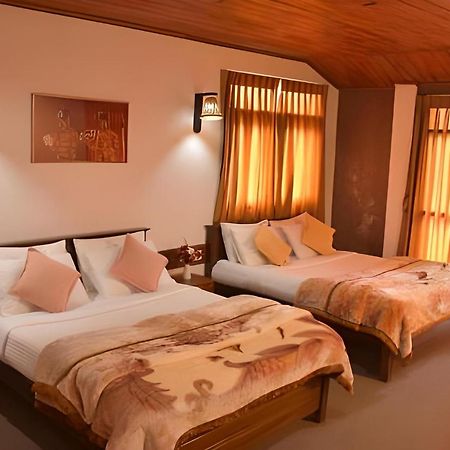 The Mount View By Liyozi Leasiure Hotell Nuwara Eliya Exteriör bild