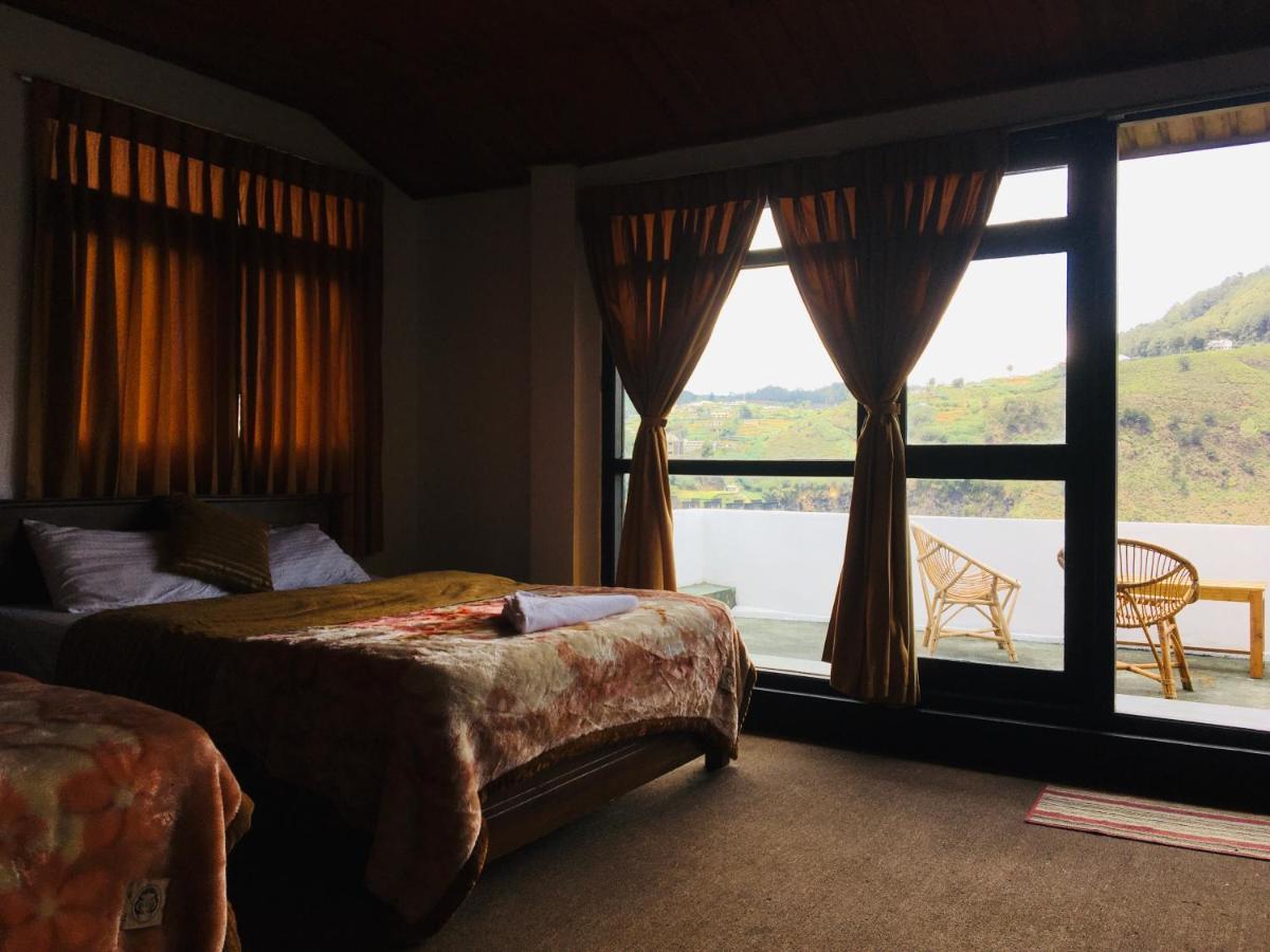 The Mount View By Liyozi Leasiure Hotell Nuwara Eliya Exteriör bild